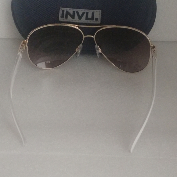 INVU Accessories Invu White Gold Sunglasses Poshmark
